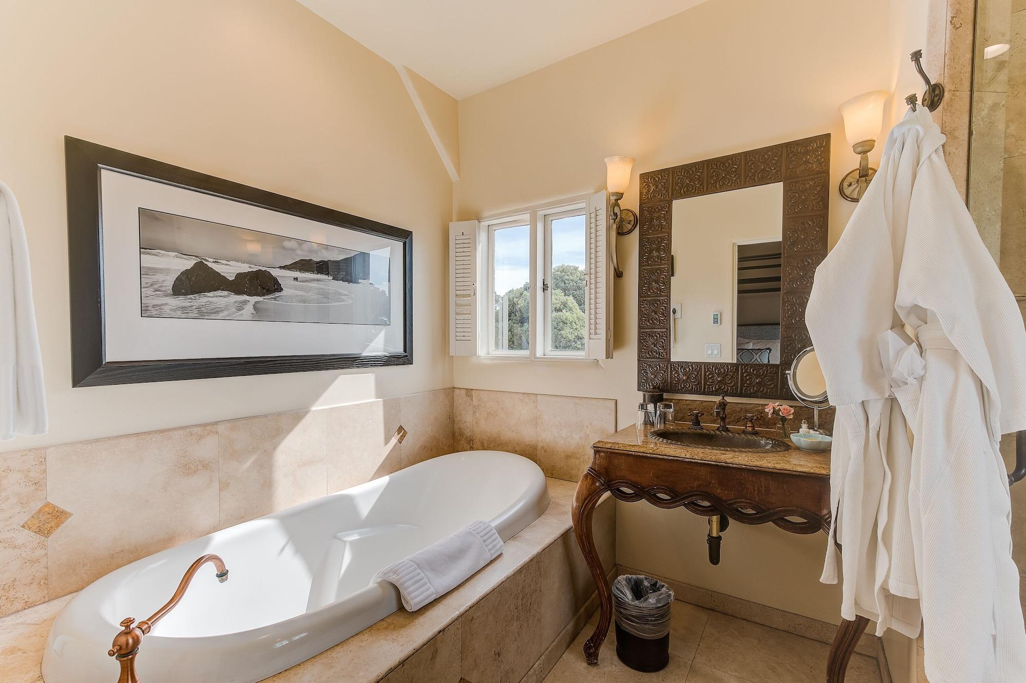 L'auberge Carmel, Relais & Chateaux Hotel 4*