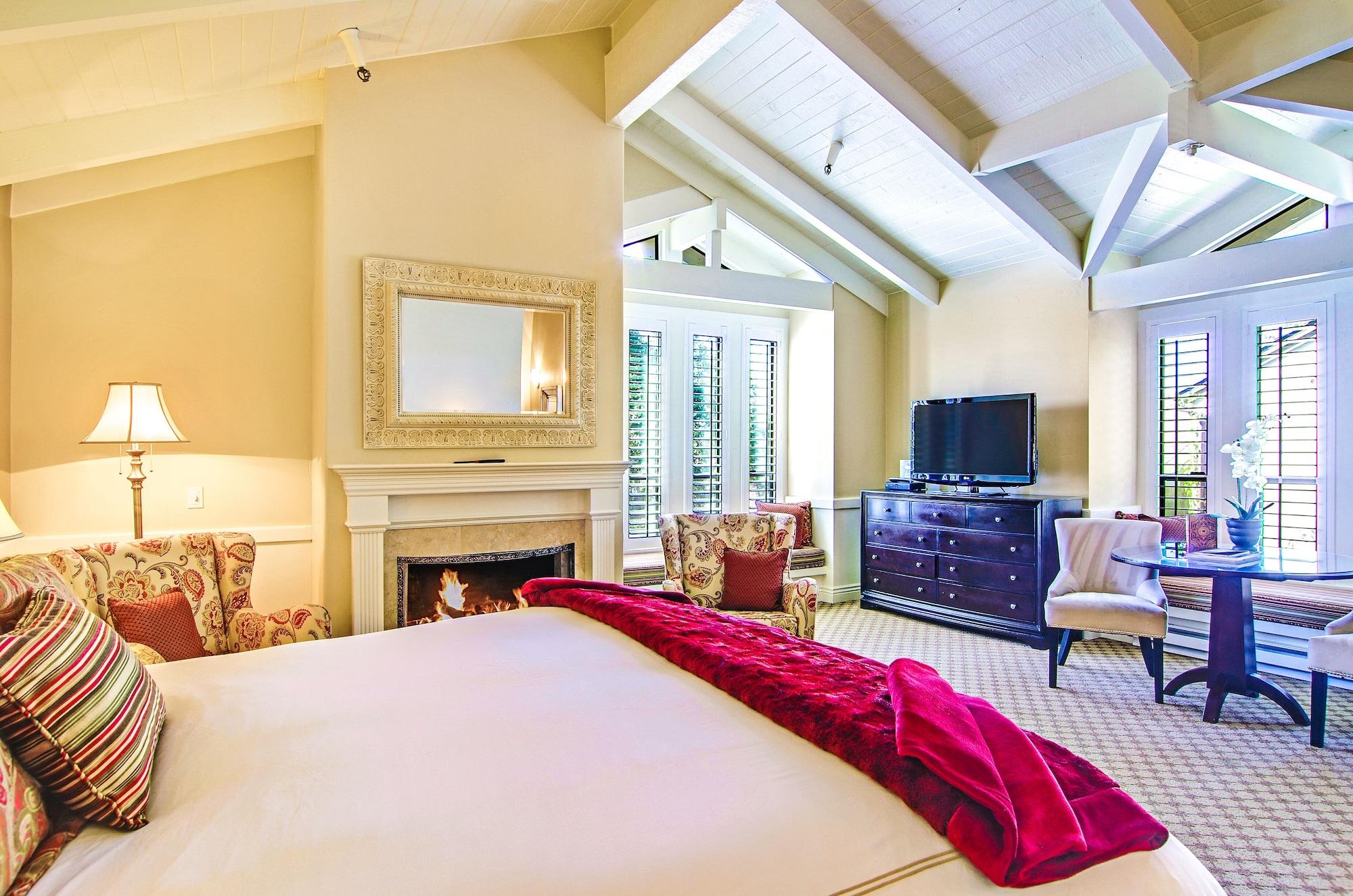 Carriage House Inn