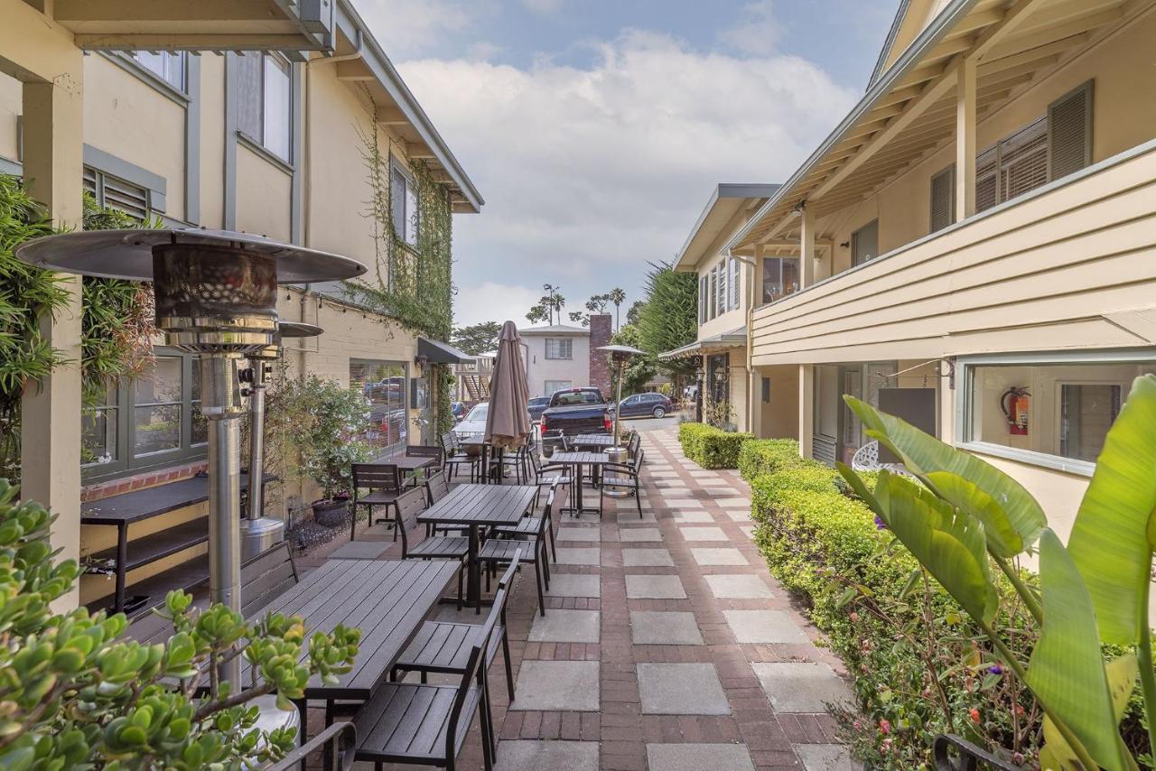 Apartment 3797 Pine Place Apts Carmel-by-the-Sea