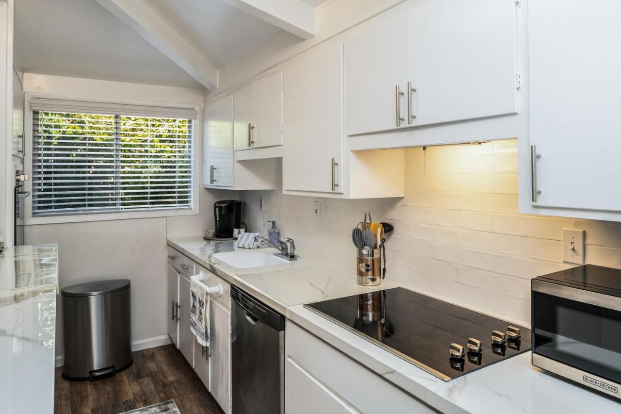 3798 Cedar Place Apts Apartment Carmel-by-the-Sea