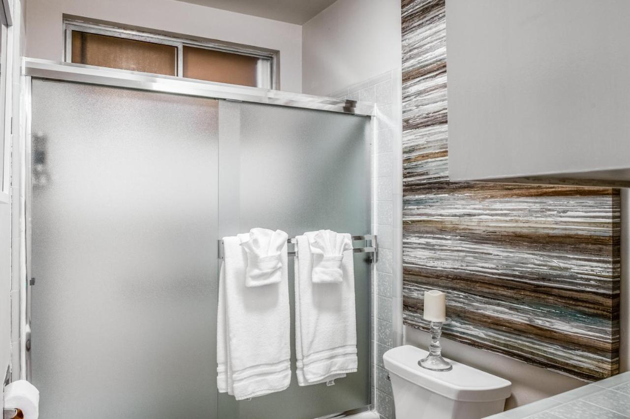 3797 Pine Place Apts * Carmel-by-the-Sea
