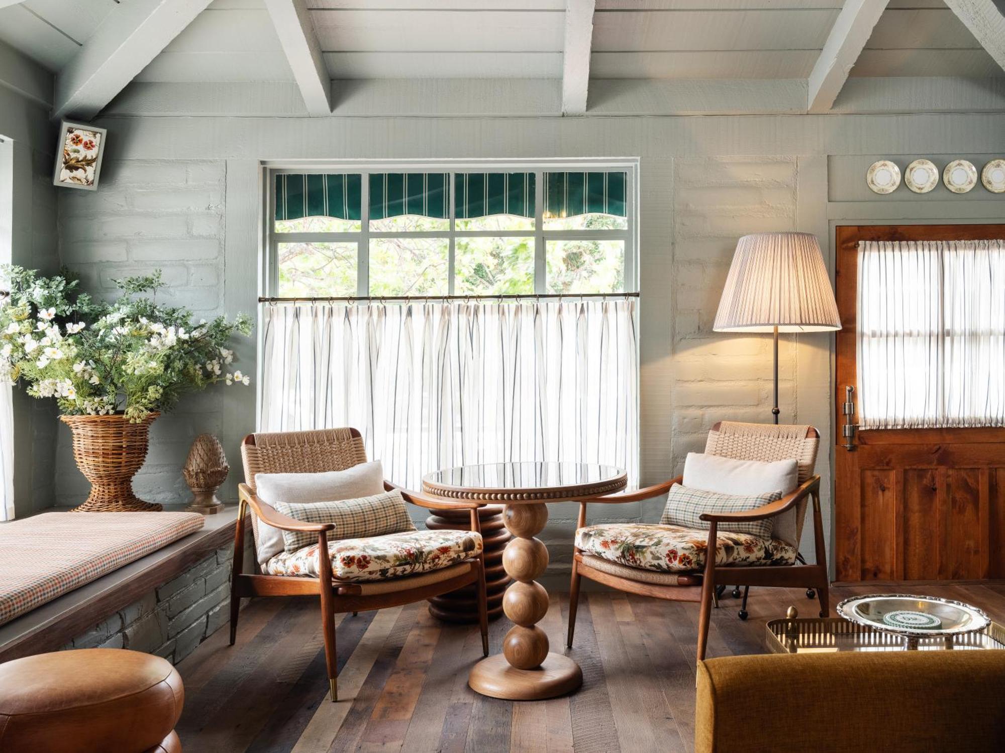 Le Petit Pali At Ocean Ave Carmel-by-the-Sea