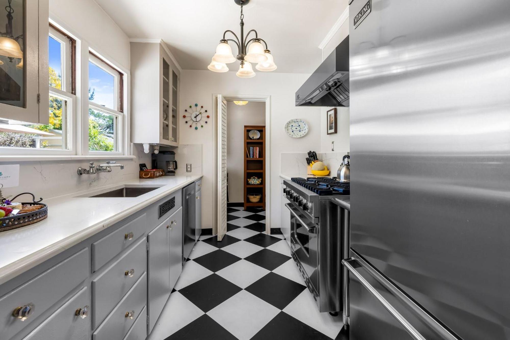 3967 Birdsong Carmel-by-the-Sea