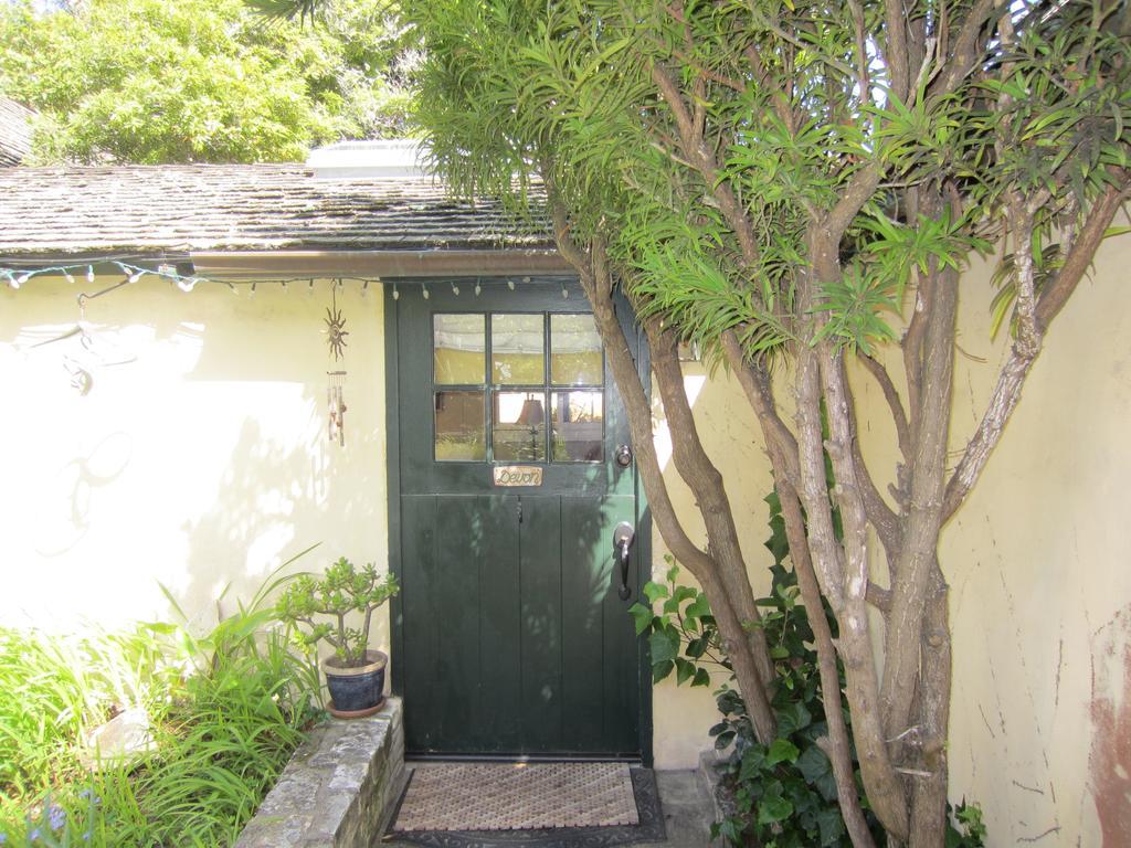 Bed & Breakfast Edgemere Cottages Carmel-by-the-Sea