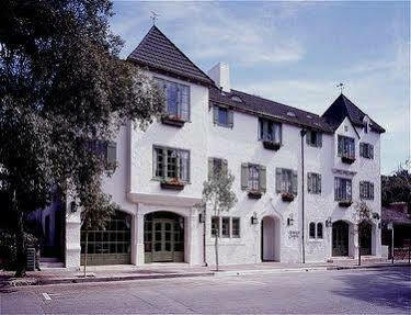 L'auberge Carmel, Relais & Chateaux Hotel