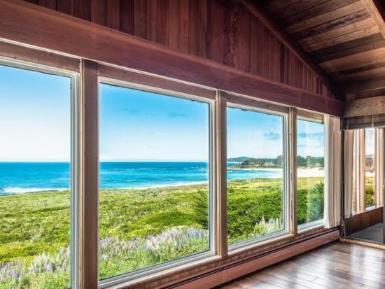 Villa Lx5 Ocean Front With Hot Tub And Pool Table