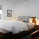 The Vagabond\'S House Boutique Inn