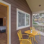 Carmel River Inn