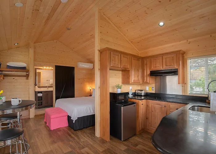 Carmel River Inn