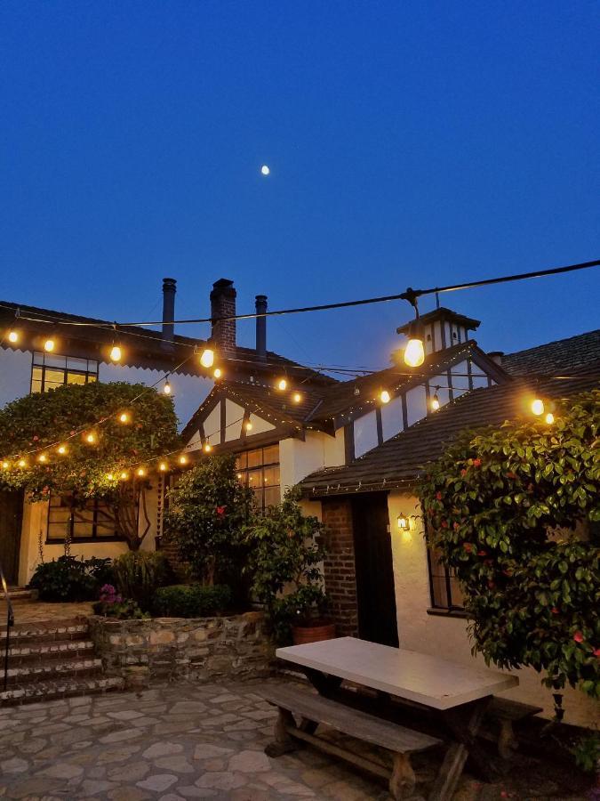 Bed & Breakfast The Vagabond's House Boutique Carmel-by-the-Sea