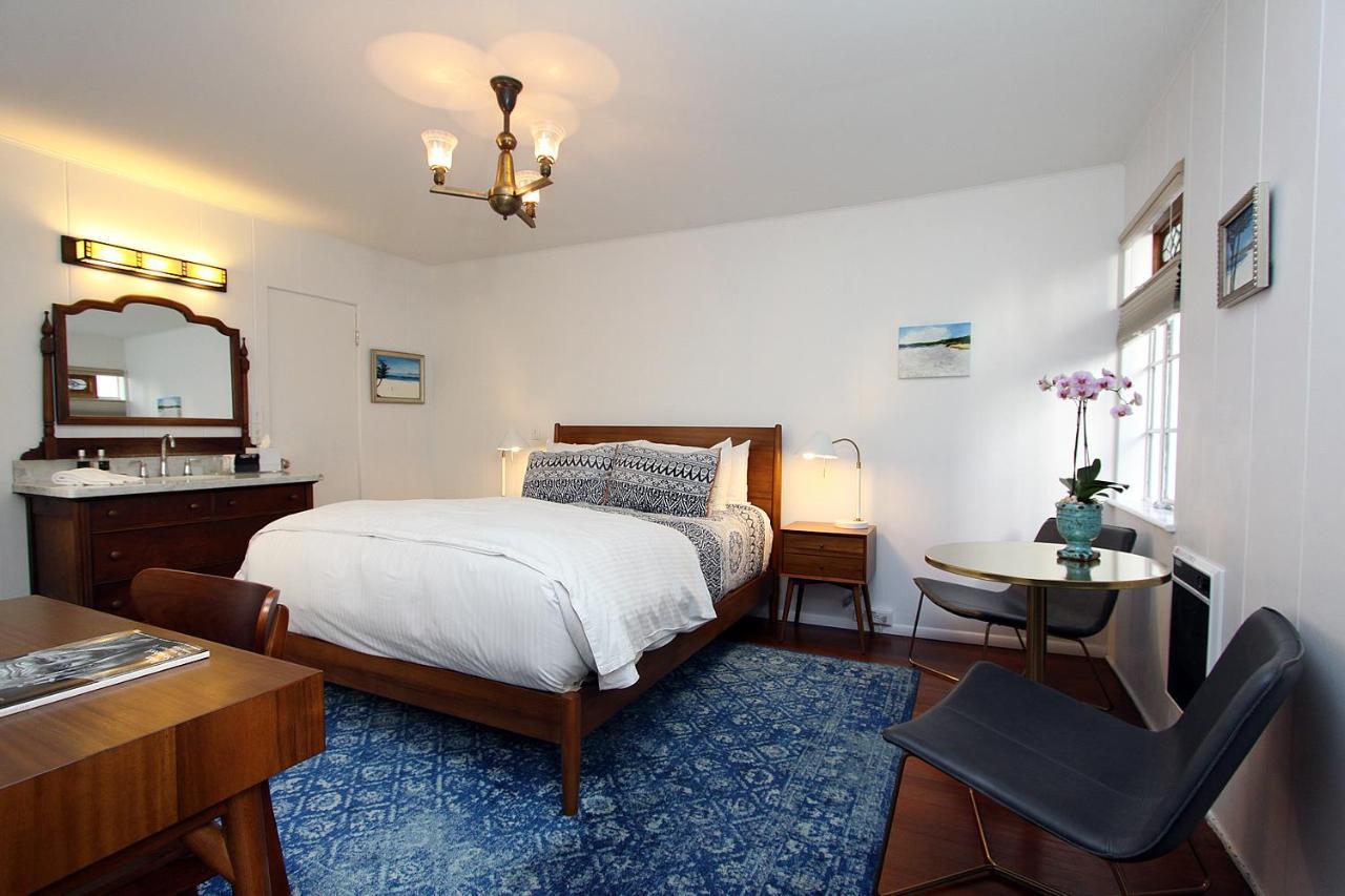 The Vagabond's House Boutique Bed & Breakfast Carmel-by-the-Sea