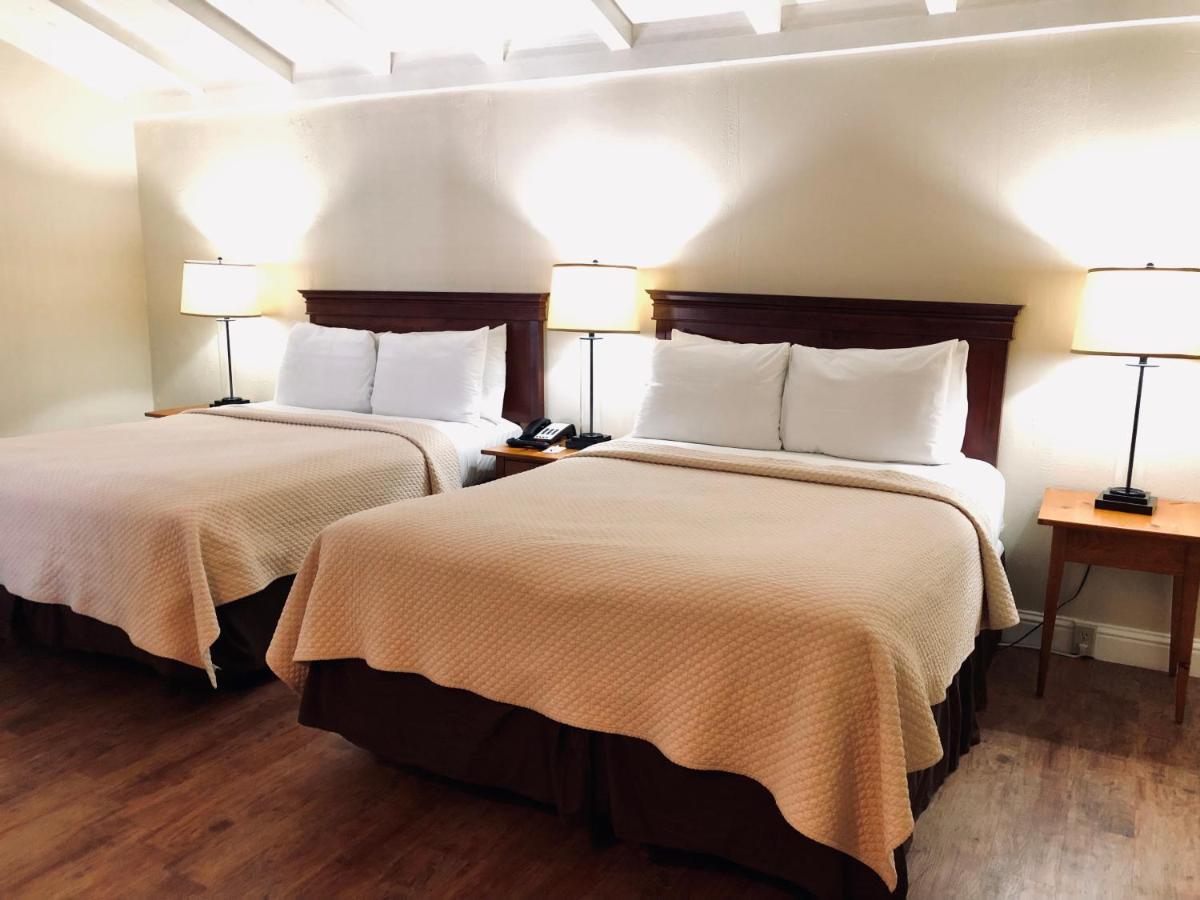 Carmel Resort Inn