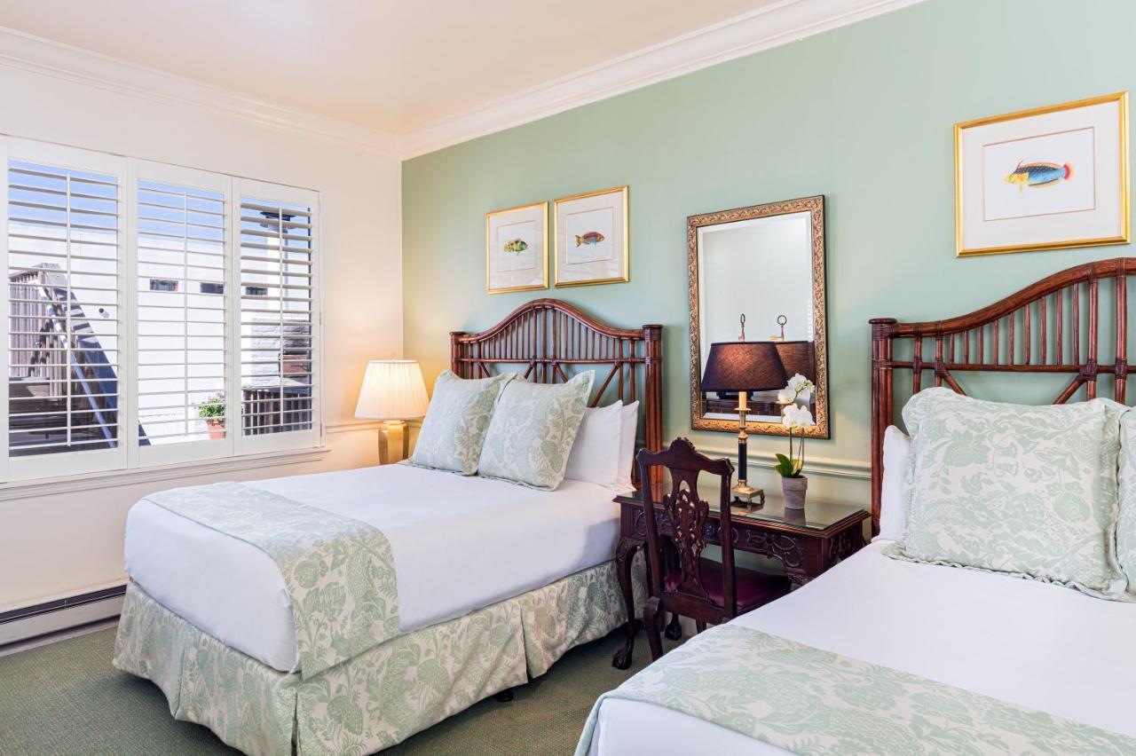 Tally Ho Hotel 3*