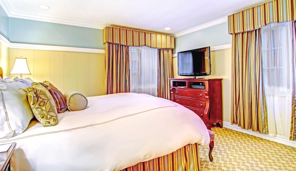 Wayside Inn 3*