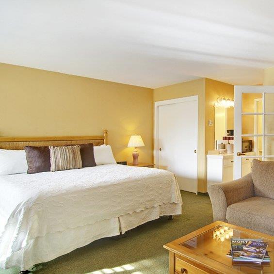 Inn Candle Light 3*