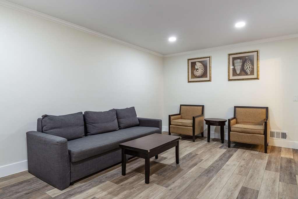 Hotel Western Carmel's Town House 3*