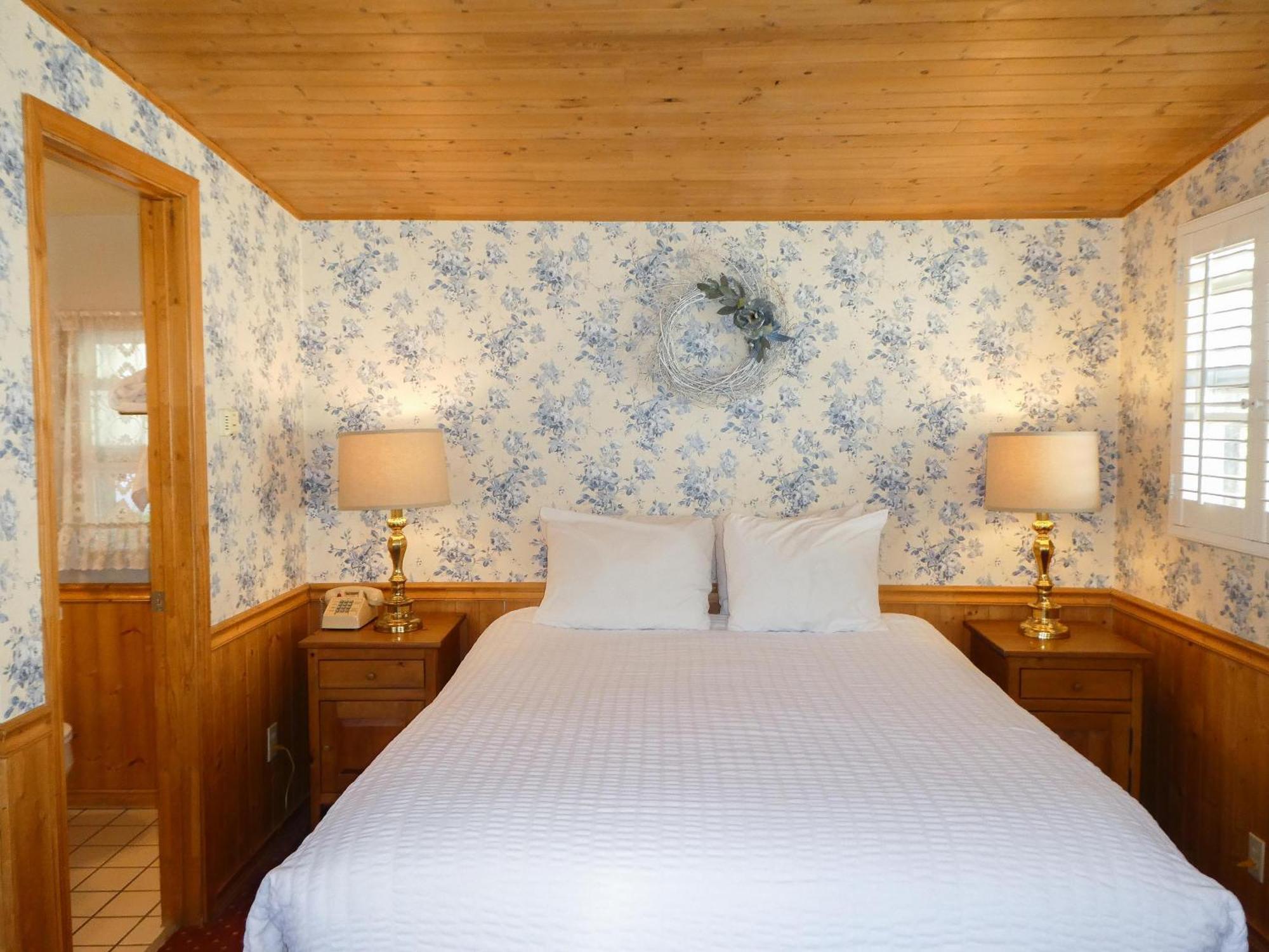 Fireplace Hotel