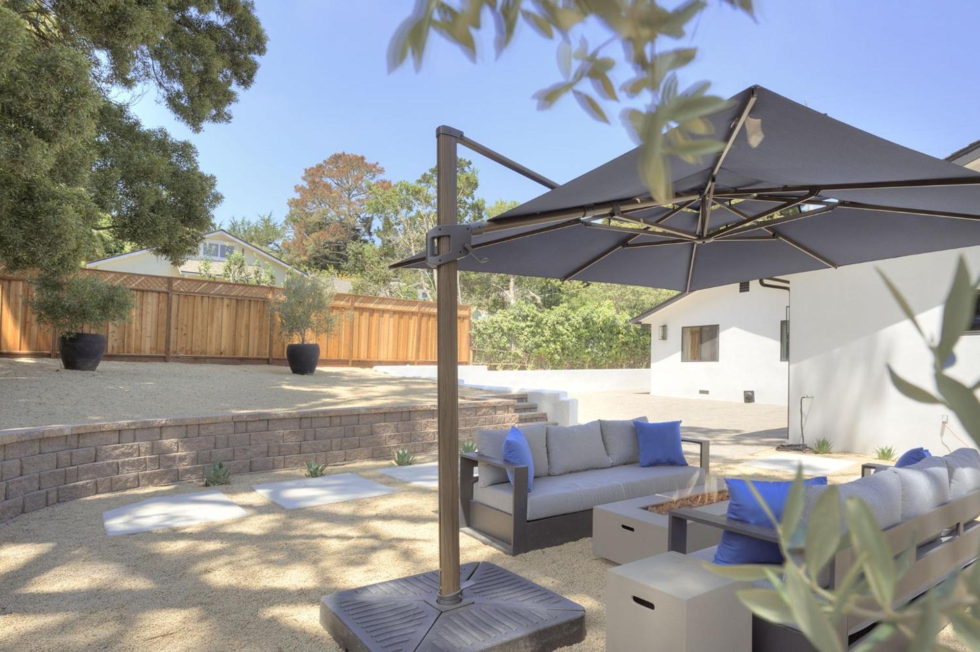 3944 Seaside Bash * Carmel-by-the-Sea