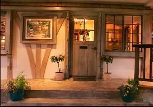Inn Coachman's Inn, A Four Sisters