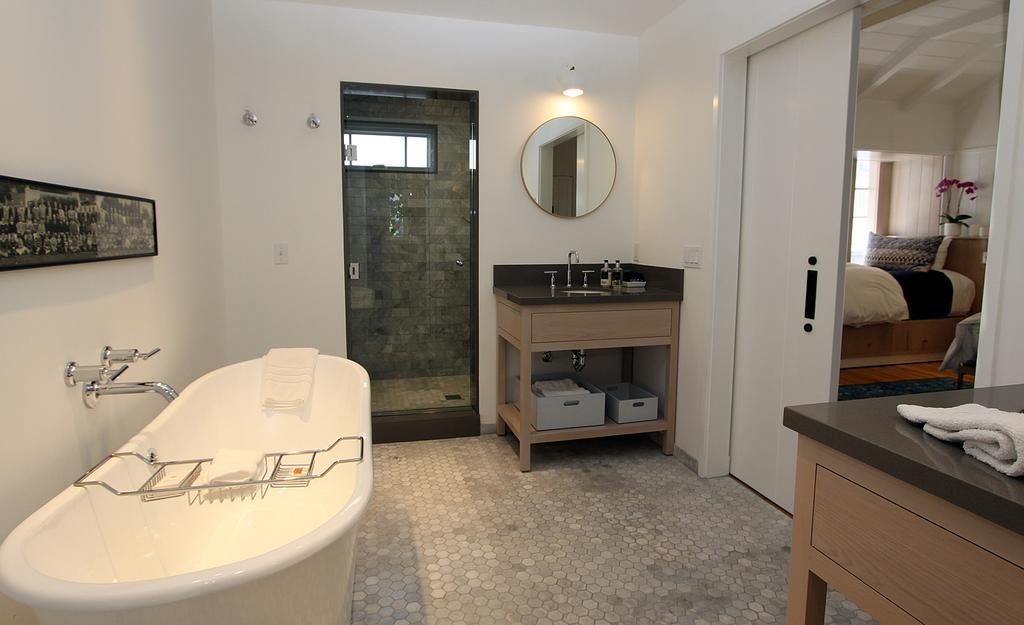 Bed & Breakfast The Vagabond's House Boutique Carmel-by-the-Sea
