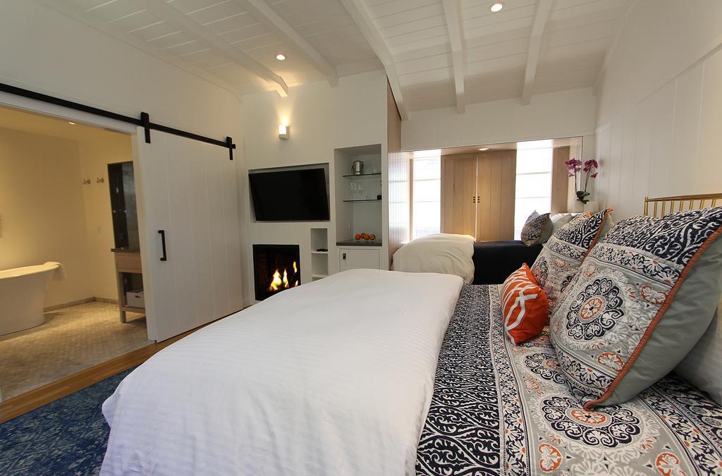 The Vagabond's House Boutique Carmel-by-the-Sea