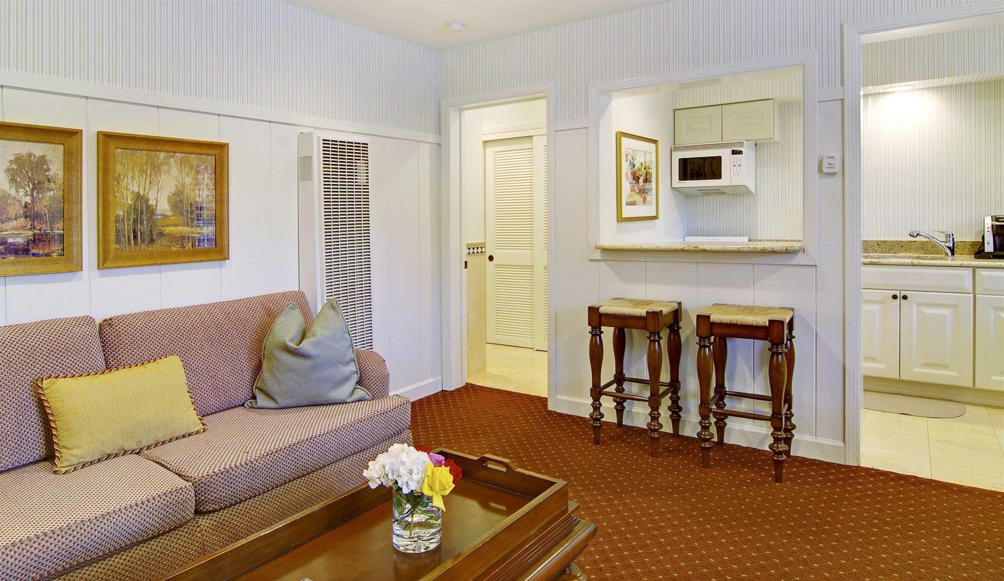 Inn Wayside 3*