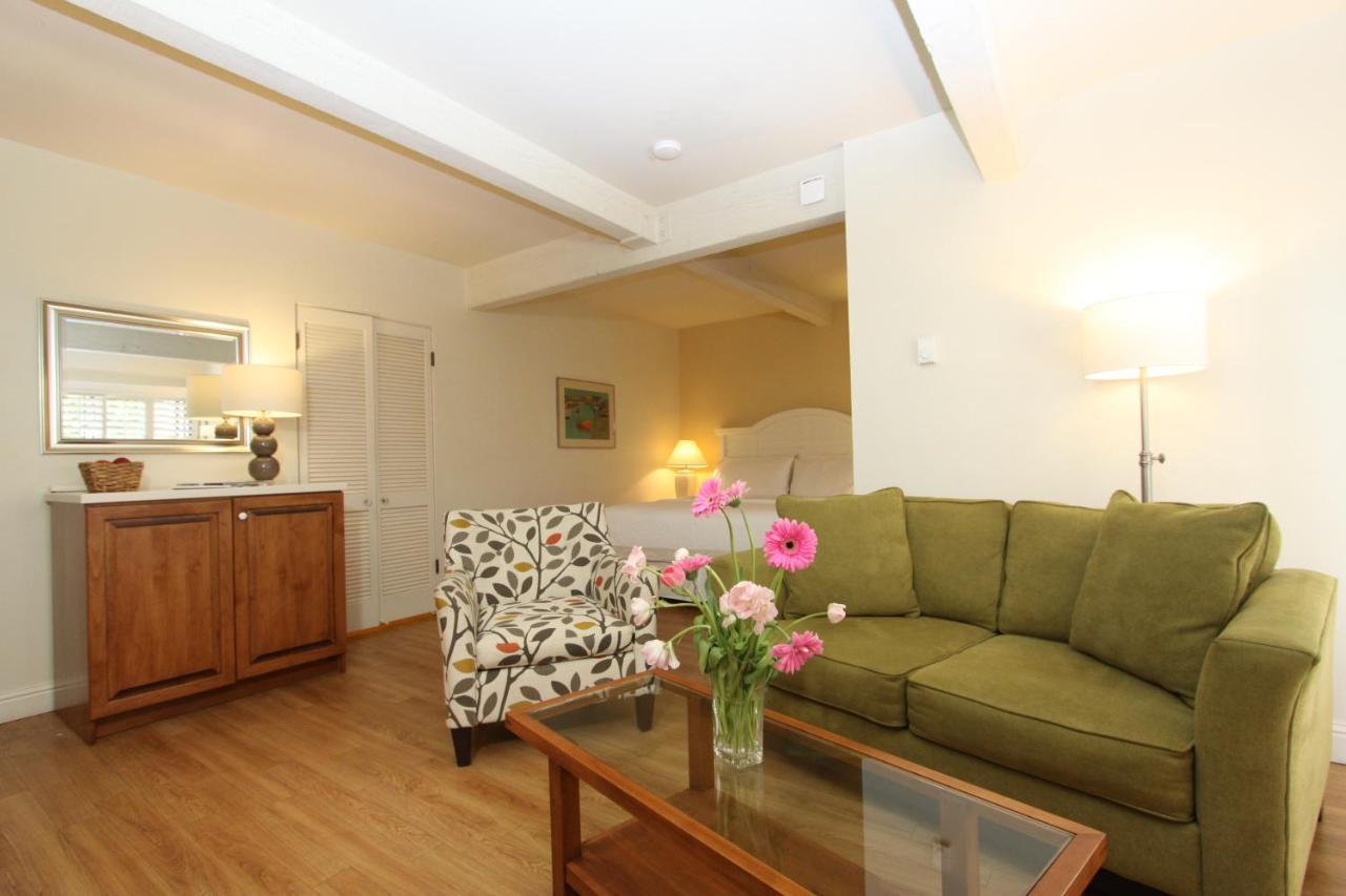 Lobos Hotel 3*