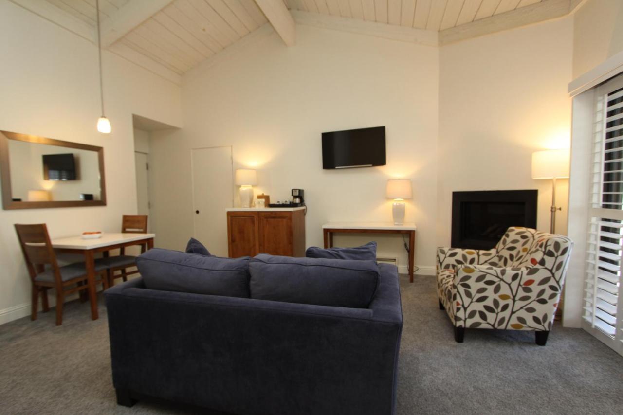 Hotel Lobos 3*