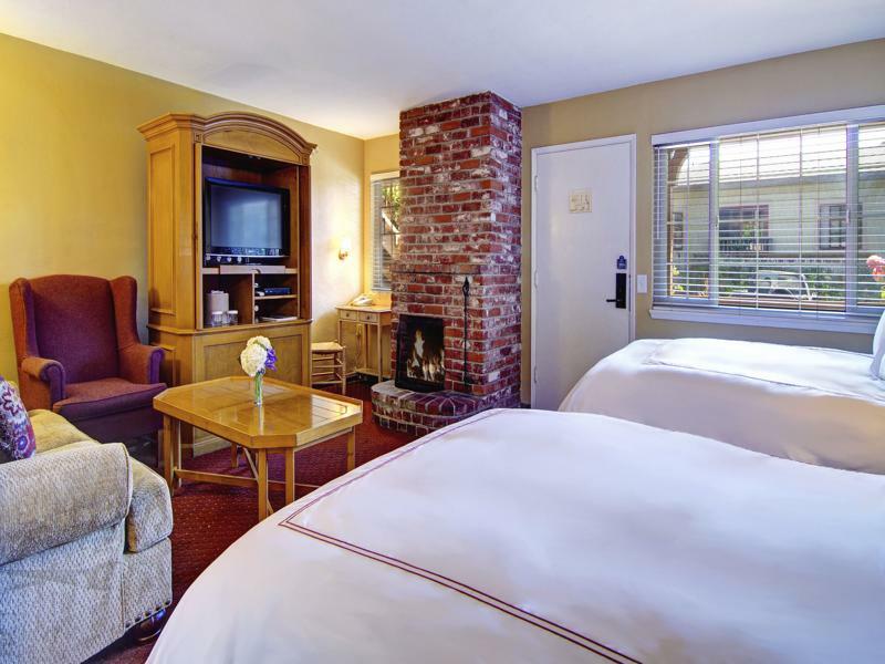 Inn Candle Light Carmel-by-the-Sea